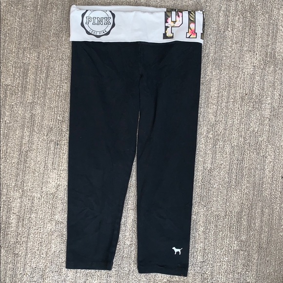PINK Victoria's Secret Pants - PINK Victorias Secret yoga Capri pants